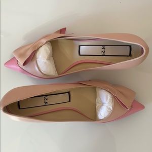No 21 light pink kitten heel shoe